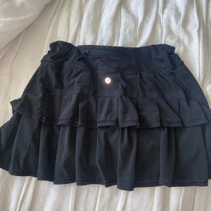 Lululemon ruffled tennis skirt